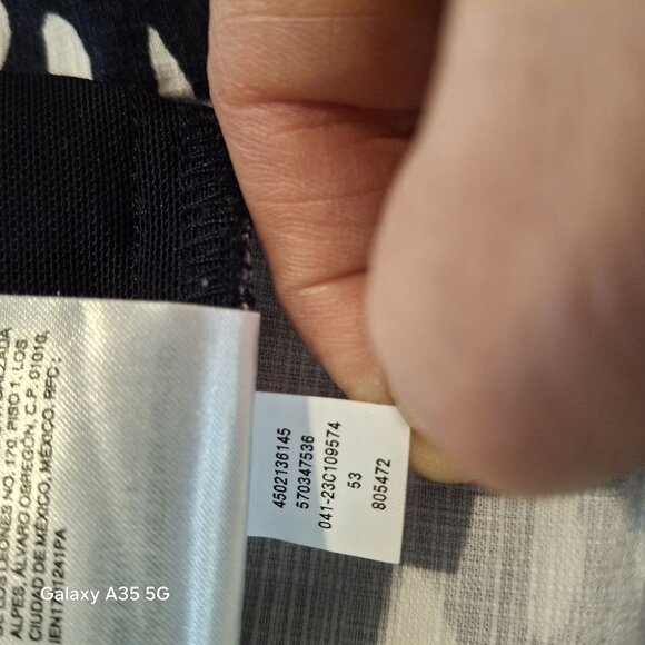 NWOT Chico Women's Stretchy Cropped Navy & White Printed Pants Size 12 By Loft - Picture 10 of 10